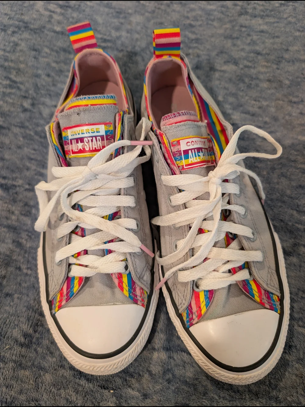 Converse Low Top Sneakers — Light Gray with Rainbow Trim